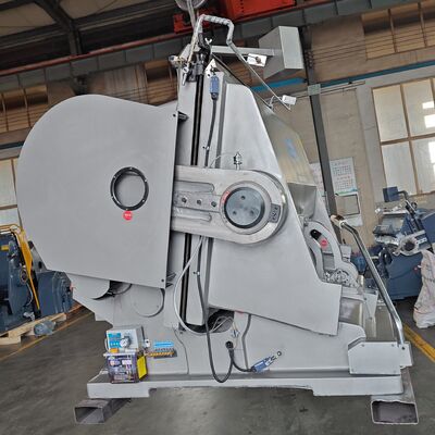 Εγχειριζόμενη μηχανή κοπής με πεδίο πέδησης από χαρτόνι με ηλεκτρική πηγή ενέργειας που παρέχει απόδοση και ακριβή κοπή συσκευασίας