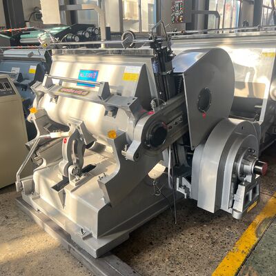 5129 4150 2346 mm Μηχανή κοπής κυματοειδούς χαρτονιού με θραύση Προσαρμόσιμο χρώμα, συμπεριλαμβανομένου του λευκού