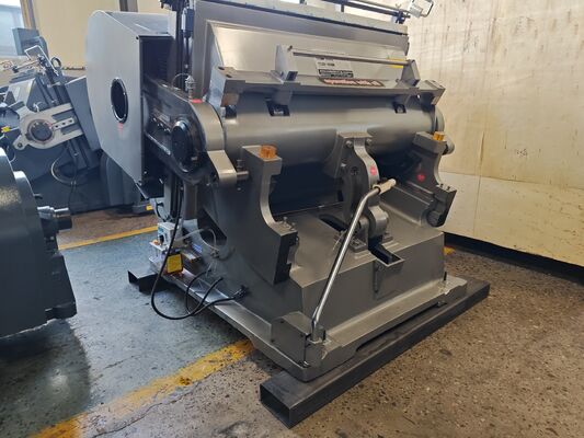 ML1200 Μηχανή χειροκίνητης τεμαχιαστικής τεμαχιαστικής κοπής 20 τεμάχια/min 1200 * 830 mm