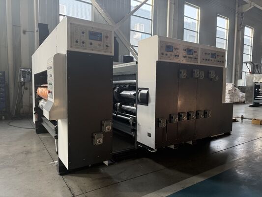Αυτόματη μηχανή εκτύπωσης Flexo με τροφοδοσία με μολύβι για κυματοειδή κουτιά με ταχύτητα και ακρίβεια εκτύπωσης 130m/min